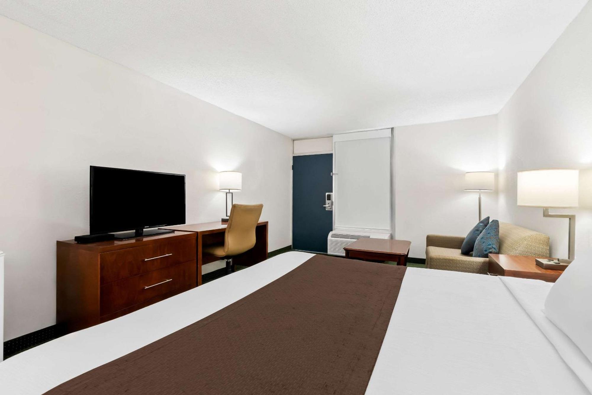 Rodeway Inn Dalton Buitenkant foto